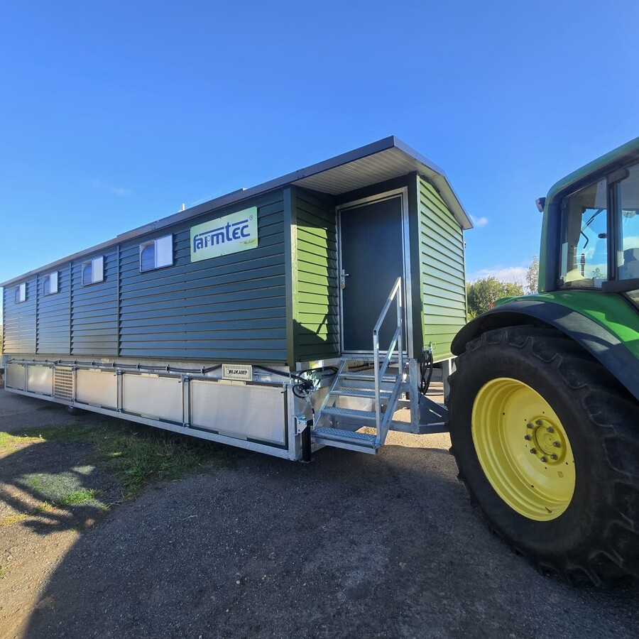 Mobilní kurník pro 550 nosnic
